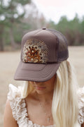 Feather trucker hat